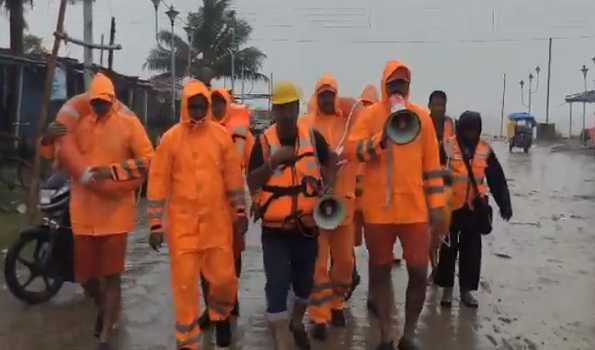 Cyclone Remal uproots trees, knocks down electric poles, inundates parts of Kolkata