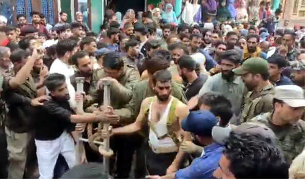 3 falls into tubewell in J&K’s Budgam, rescue underway