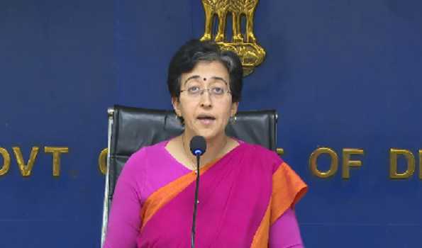 Delhi Govt imposes Rs 2000 fine for wasting water