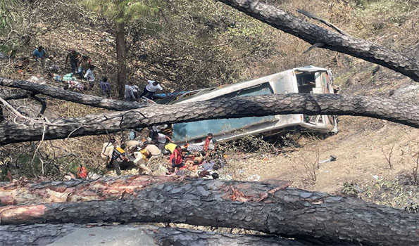 Bus plunges into deep gorge on Jammu-Poonch NH, casualties feared