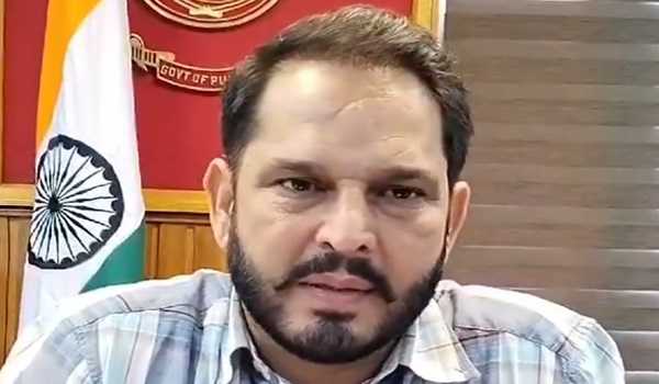 FIR registered against Ferozepur BSP Candidate for showing EVM while casting vote