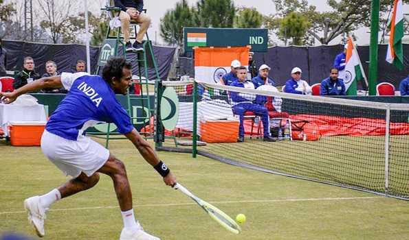 Indo-Mexican duo advances in French Open men