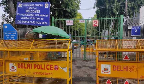 Counting of votes for LS and 2 state assemblies underway