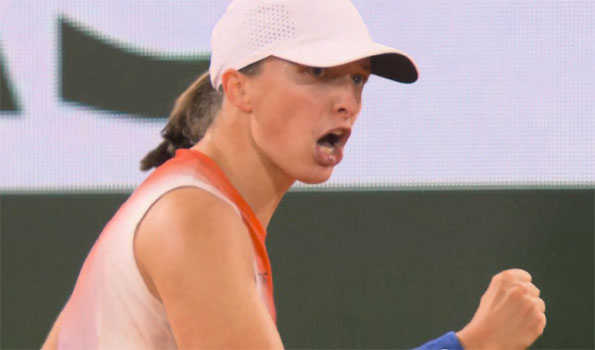 French Open: Swiatek beats Gauff to reach fourth final