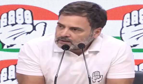 Karnataka: Rahul Gandhi takes stock of Cong performance in  LS election