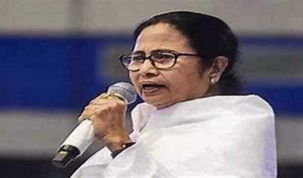 Mamata predicts fall of Modi govt