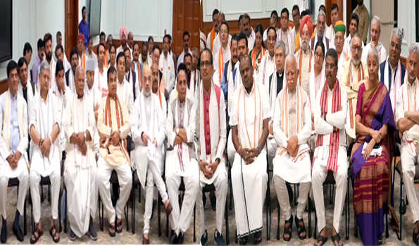 BJP leaders arrive at Modi