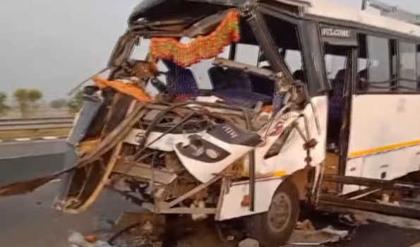 UP: 4 killed, several injured as bus rams into stationary truck