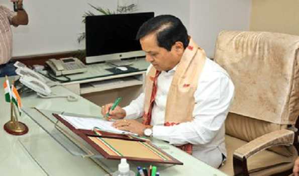 Sonowal takes charge as Minister of Ports, Shipping & Waterways