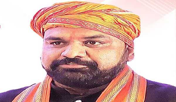 After Nehru, Congress formed Govts due to sympathy wave: Samrat