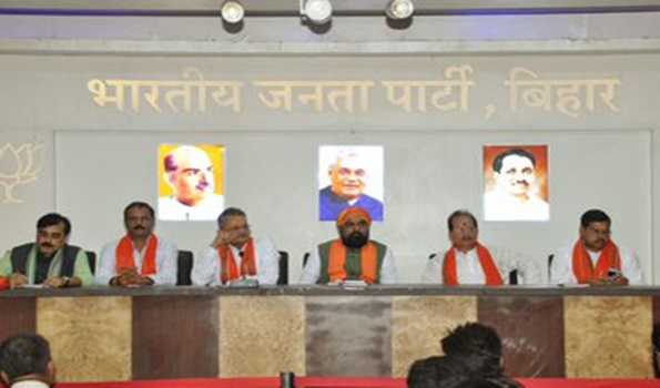 After Nehru, Congress formed governments due to sympathy wave: Samrat