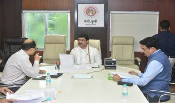 Registration for Kharif Crop Insurance starts in Maha: minister