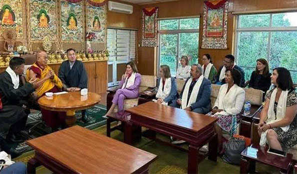 US high-level delegation meets Dalai Lama at his Dharamshala palace