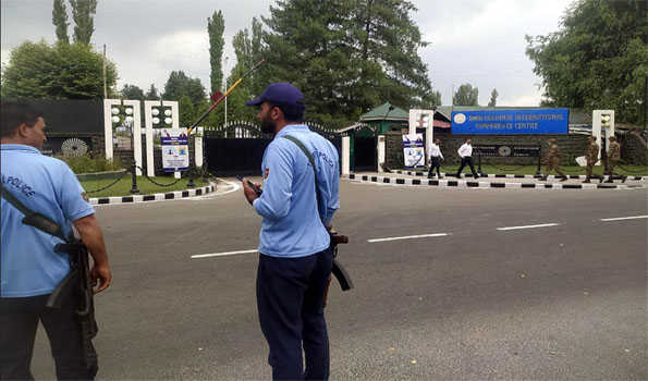 Amid heightened security measures, Srinagar all set to host PM Modi