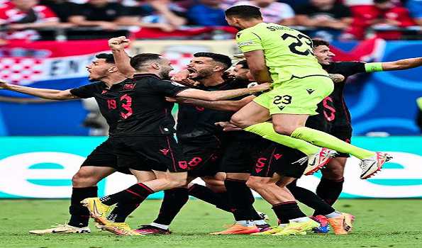 Injury-time equalizer fuels Albania's Euro dream with thrilling 2-2 draw
