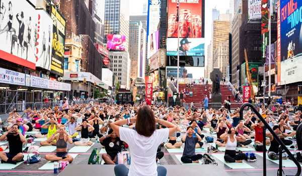Times Square, Dhaka, Fiji, Tokyo, UN - Yoga enthusiasts across world mark IYD with enthusiasm