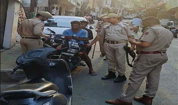 Intl Day against Drug Abuse: J&K Police conduct raids on hotspot beds