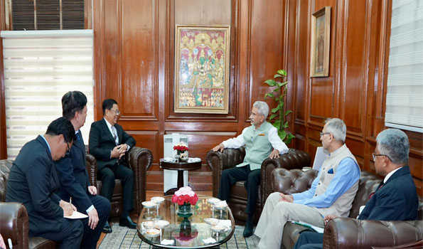EAM meets Myanmar DPM, shares concern over violence, instability along border