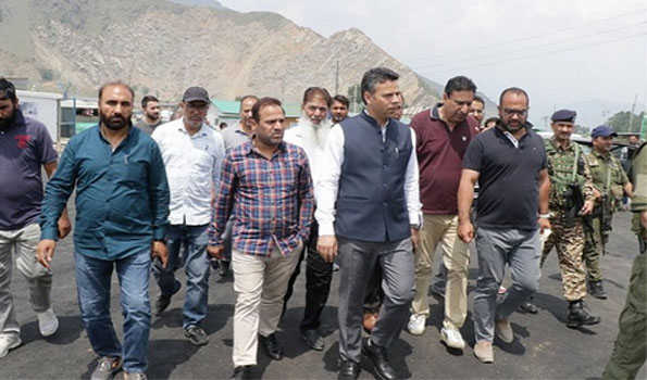 Ready to welcome Shri Amarnath Yatra Pilgrims with enthusiasm: DC Srinagar