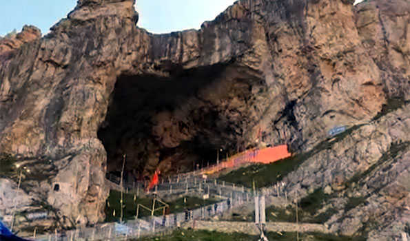 Amarnath Yatra: Avoid overnight stay at holy cave amid high altitude: DHSK
