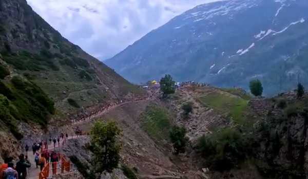Amarnath Yatra: Fourth batch of 6461 pilgrims leave from Jammu base camp