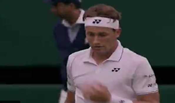 Ruud, Dimitrov rocket to victories on Day 1 at Wimbledon