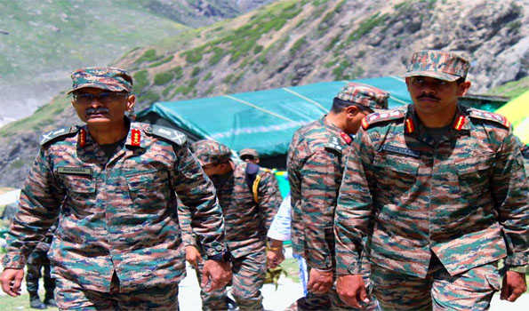 GOC NC Lt Gen Kumar reviews security preparedness of Amarnath Yatra