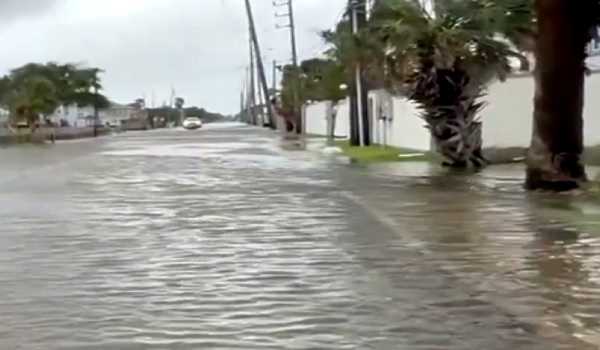 Tropical Storm Beryl leaves 2mln Texans without power, outage expected for days
