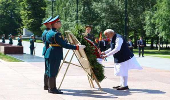 PM Modi visits Atom Pavilion with President Putin in Moscow