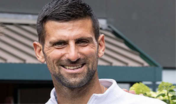 Djokovic advances to Wimbledon SFs after Minaur