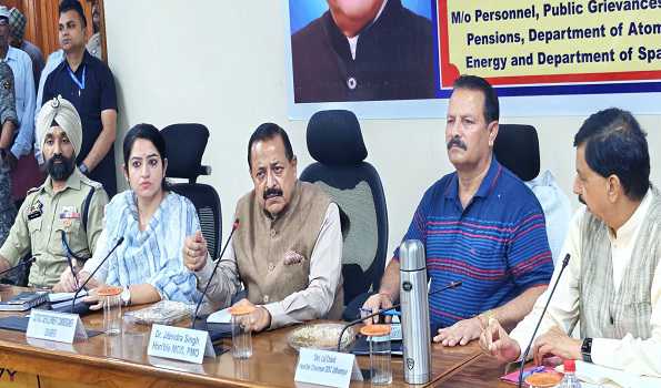 Everybody should contribute to development projects: Jitendra