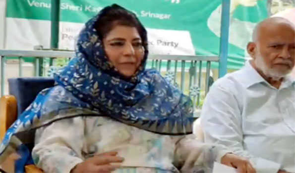 Terror spurt: Mehbooba calls for sacking J&K police chief
