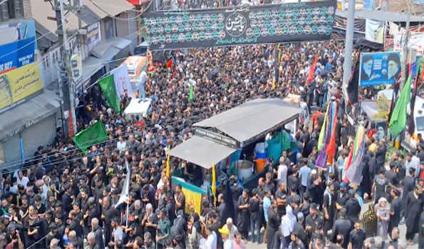 Shia Muslims take out 'Zuljanah' procession to mark Youm-e-Ashura in Srinagar