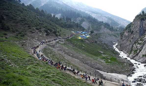 Amarnath Yatra: Another batch of 3471 pilgrims leaves from Jammu