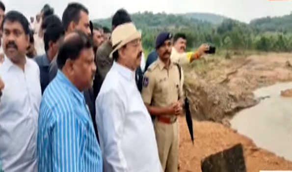 Telangana Agriculture Minister inspects breached Peddavagu Project