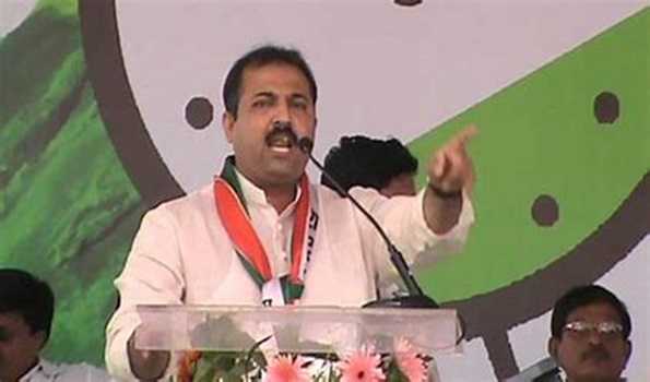 NCP-SP Chief should explain his party stand on reservation for Marathas : Patil