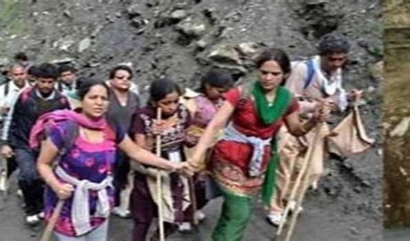 Amarnath yatra sets new record with 4.53 lakh devotees paying obeisance at holy cave shrine so far