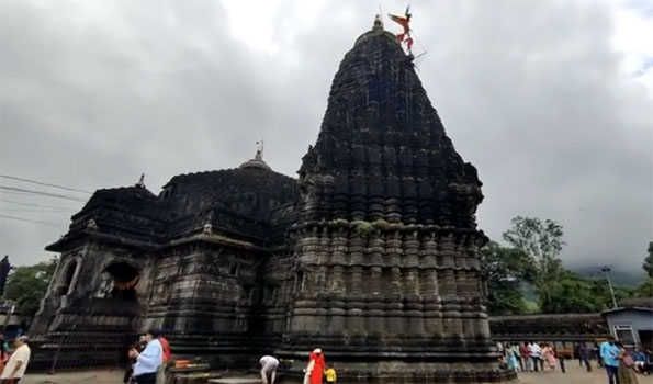 Devotees throng to darshan of 3 Jyotirlinga in Marathwada region
