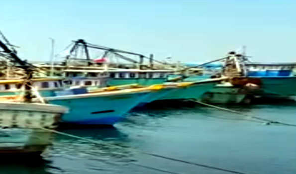 SL navy arrests 22 Indian fishermen