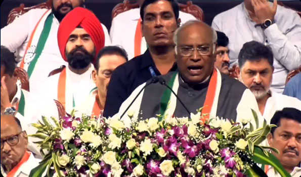 Arrogant Modi trying to consolidate power by becoming dictator: Congress president