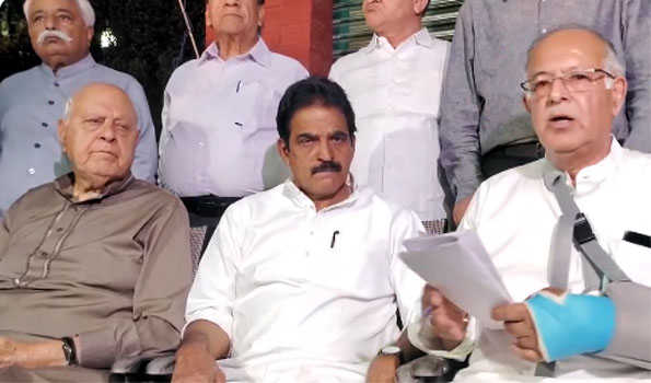 After hectic parley, NC- Congress finalizes pre-poll seat sharing arrangements for J&K polls