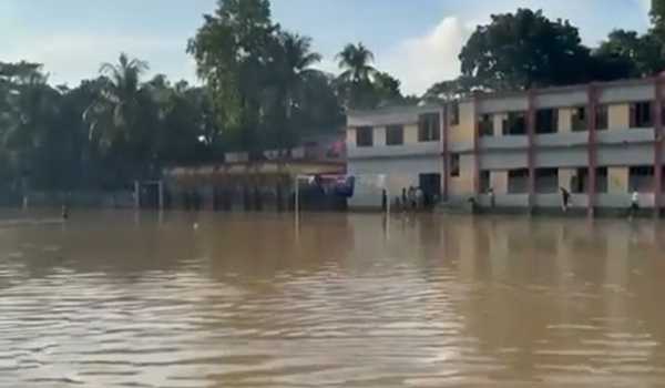 Floods in Bangladesh claim lives of 31 people - Reports