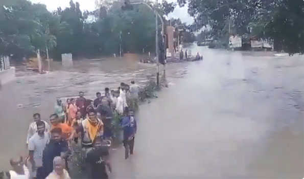 MHA forms team to assess flood damage in Gujarat