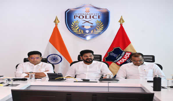 Telangana govt urges centre to declare floods as National calamity