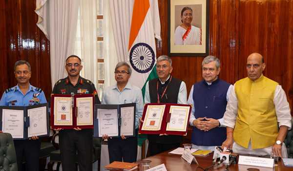 Army and IAF ink MoU with Gati Shakti Vishwavidyalaya