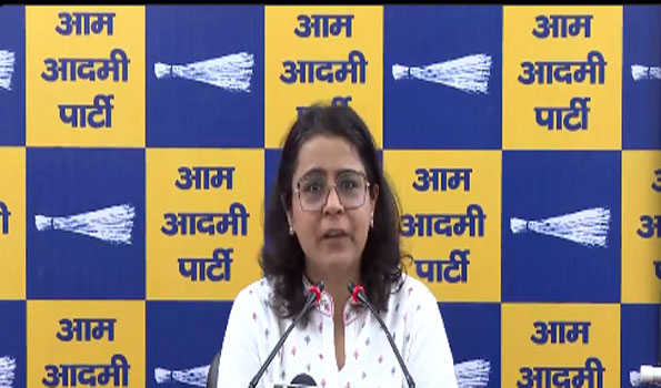 AAP demands resignation of Delhi LG over Law & Order