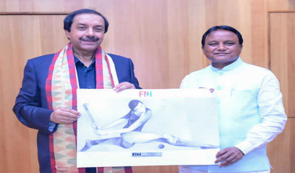 FIH President Ikram meets Odisha CM