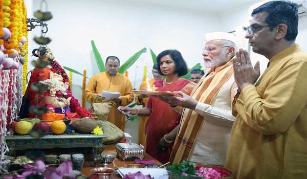 Maha: MVA terms PM Modi