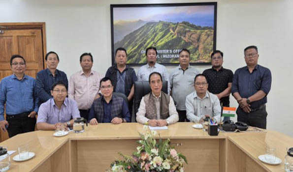 Mizoram faces oil scarcity, CM meets vehicle union over highway woes
