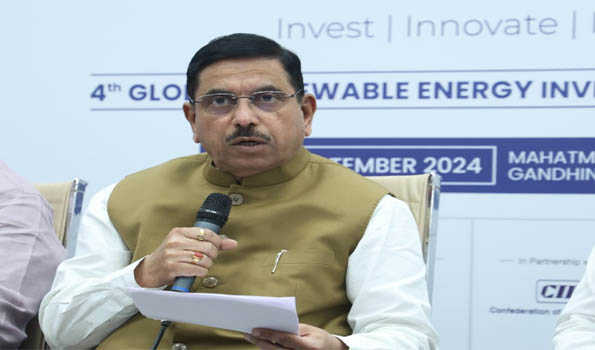Record investment worth Rs 32.45 lakh crore committed by stakeholders till 2030: Joshi